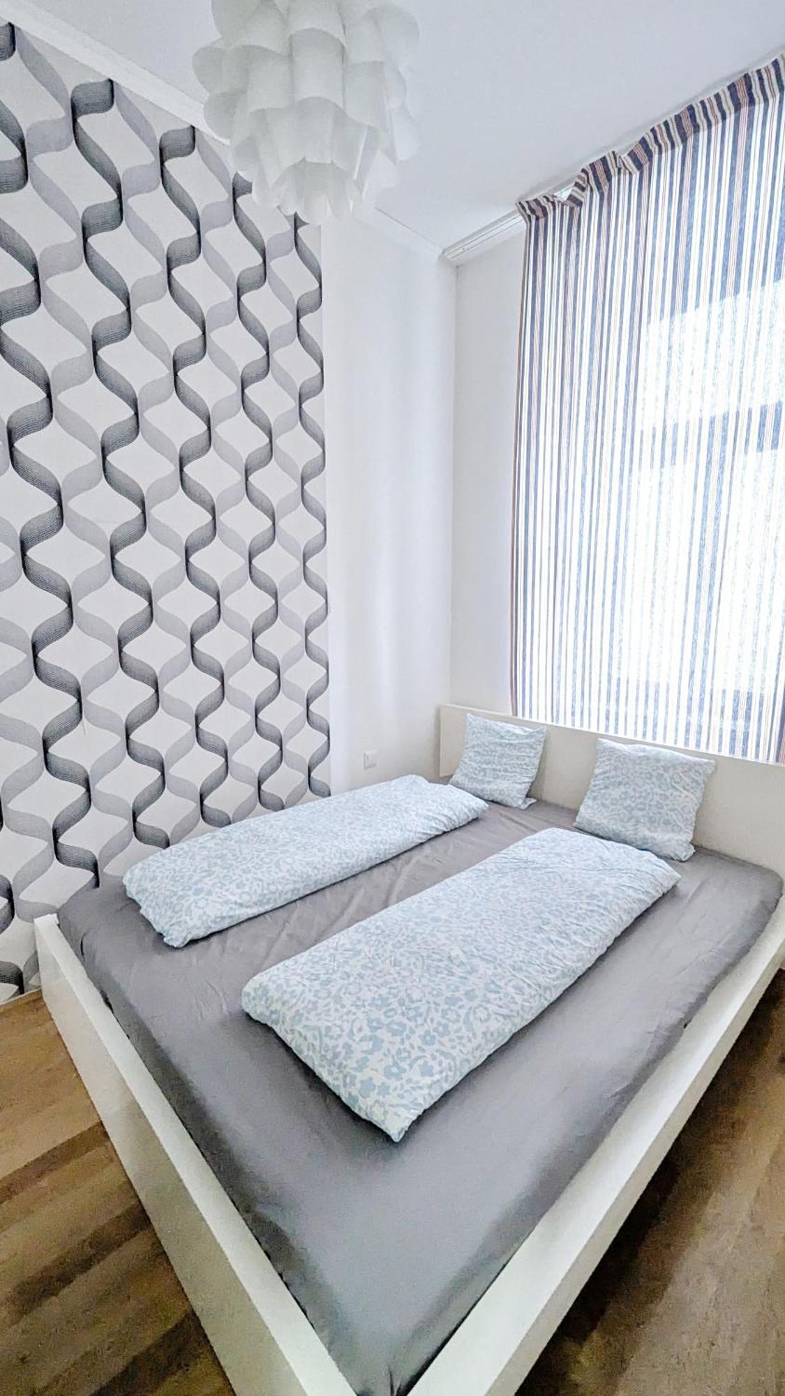 Apartment Cozy Apartment- 5 Minutes To Danube River *