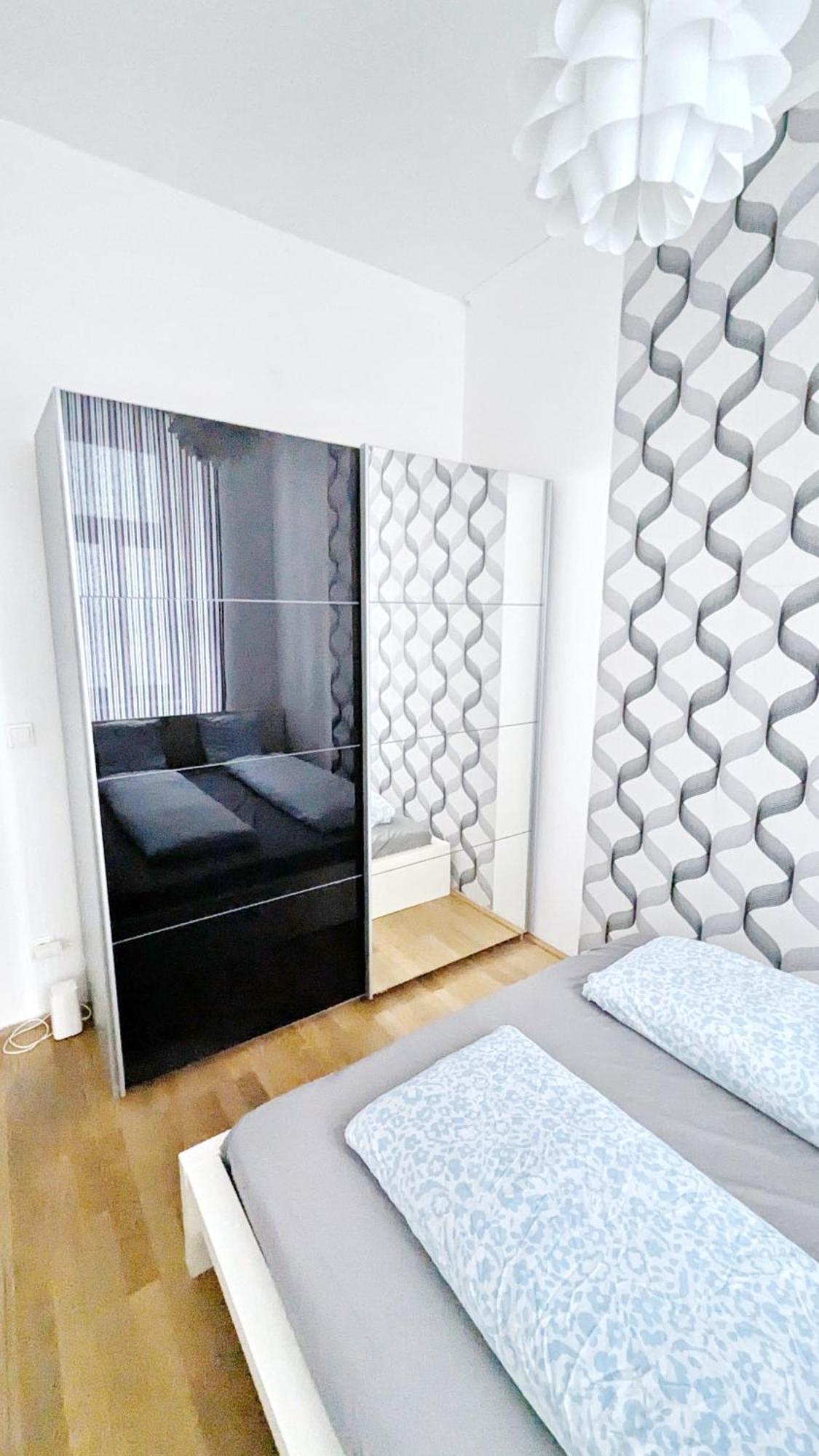 Cozy Apartment- 5 Minutes To Danube River
